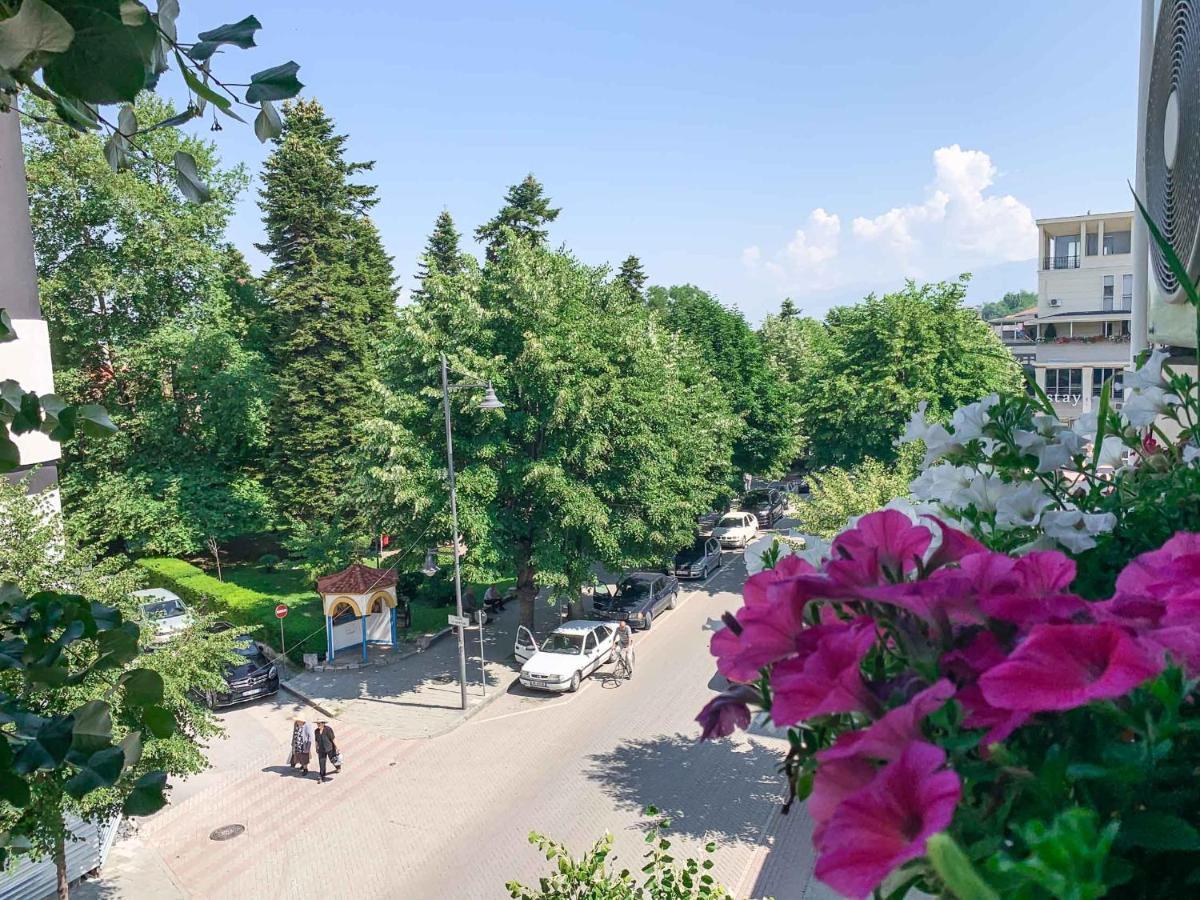 Korca Central Flat Luaran gambar