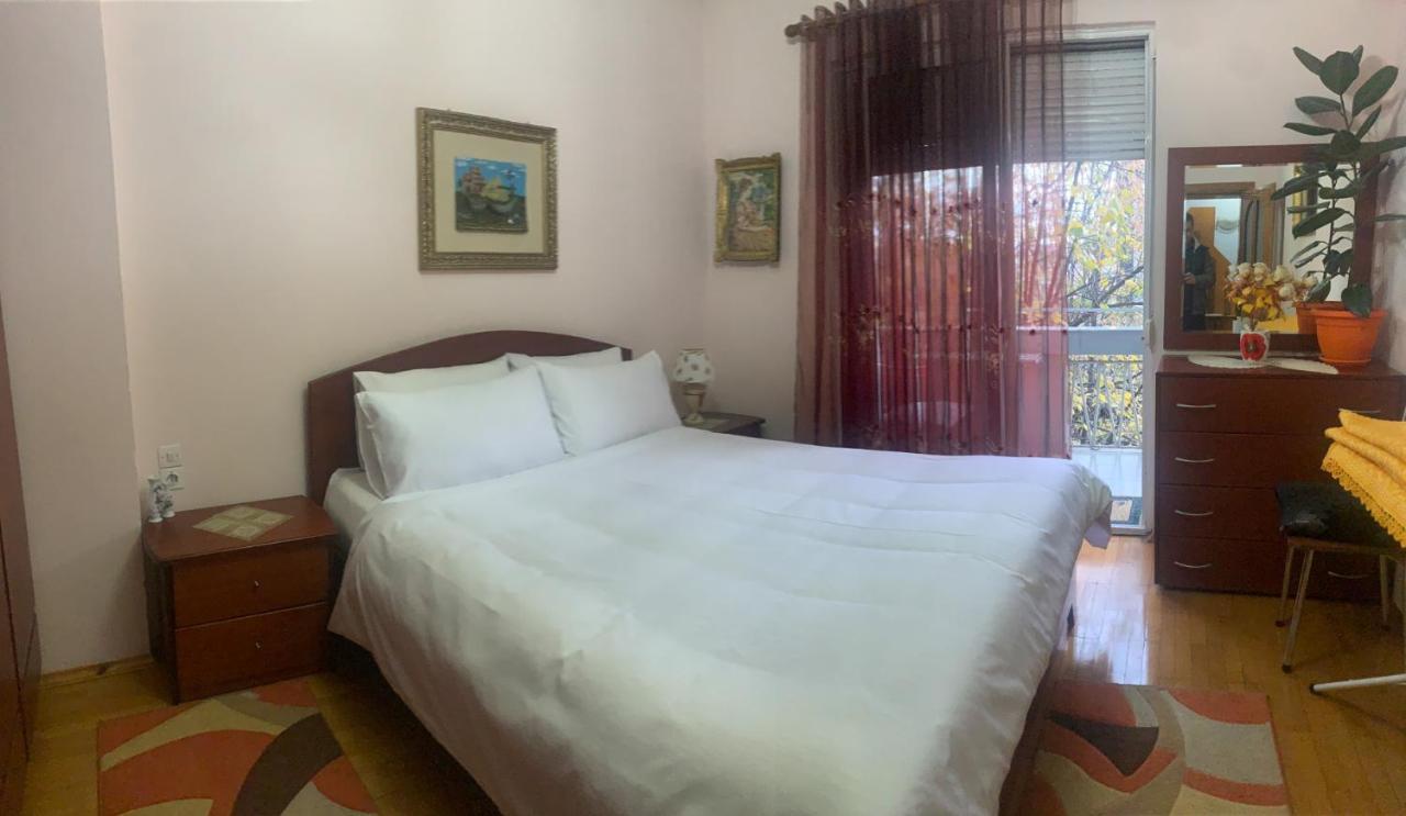 Korca Central Flat Luaran gambar