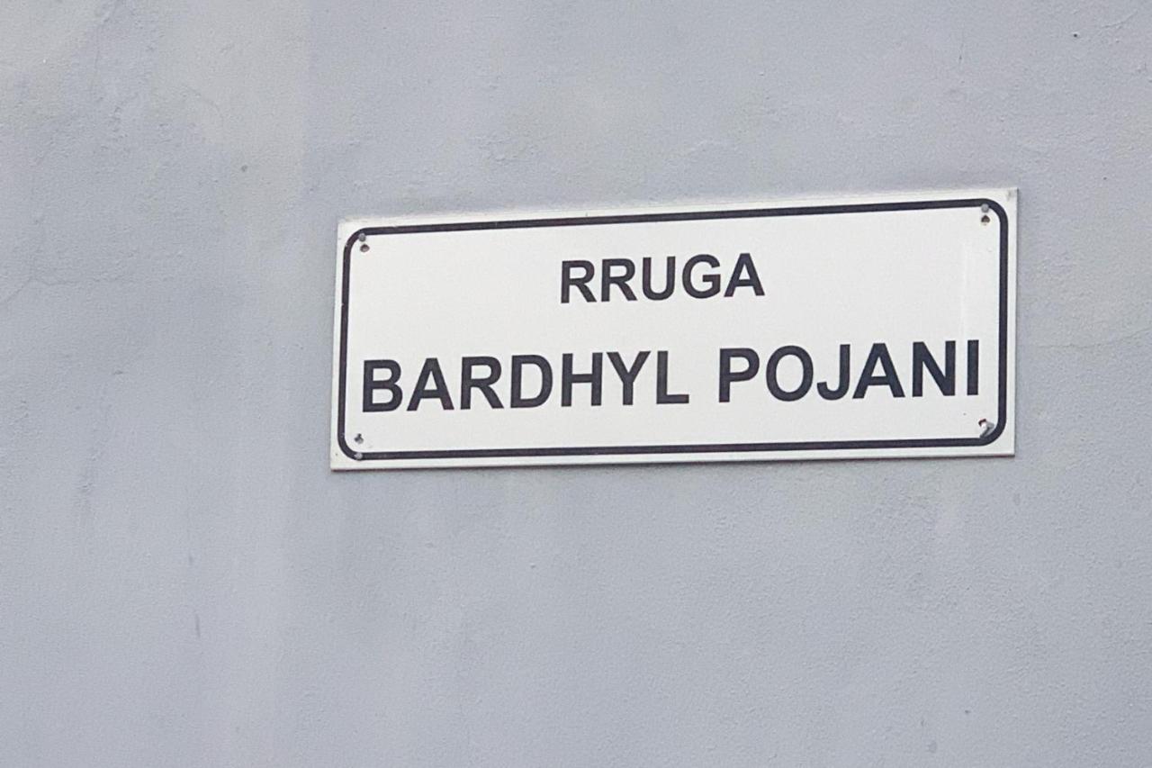 Korca Central Flat Luaran gambar